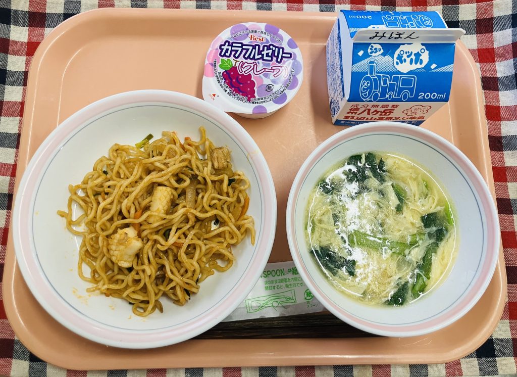 チリソースで味付け～！