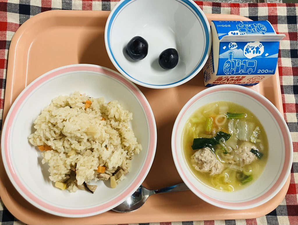 もっちもちのおこわです～！