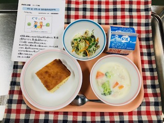 読書旬間最終日は、大きな大きなカステラ！！