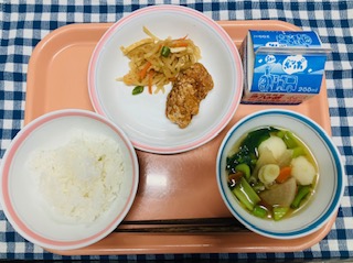 もっちもち手作りのいも団子✨