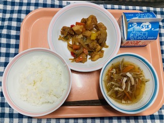 カラフル野菜で炒めもの～！！