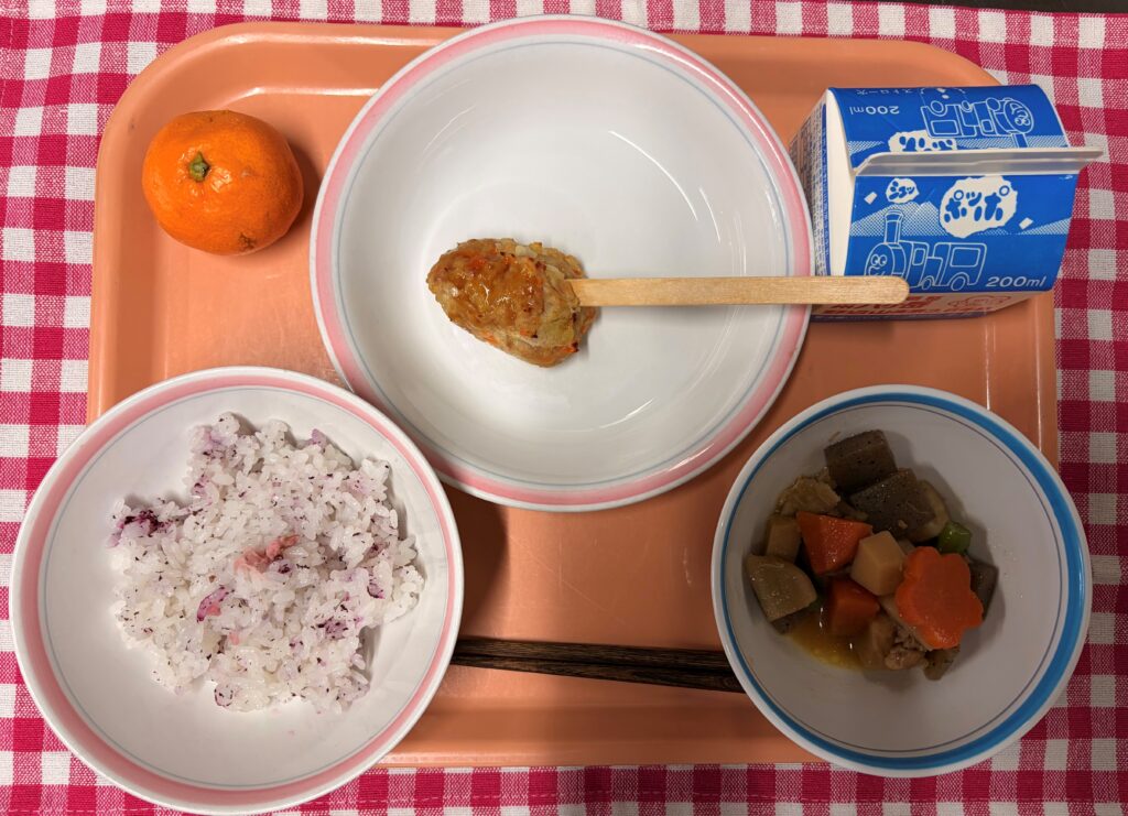 今日は、武蔵小金井駅正式開業100周年🌸