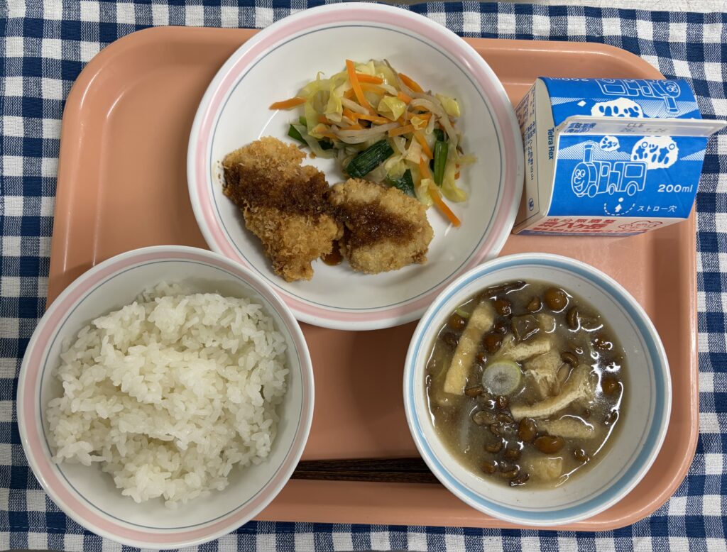 今日は、豪華な献立です🐖✨